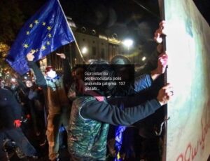 Gürcistan’da protestocularla polis arasında çatışma: 107 gözaltı