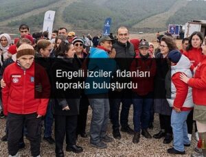 Engelli izciler, fidanları toprakla buluşturdu