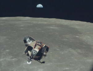 Apollo 11 astronotu Collins’ten ‘dünya dışı yaşam’ yorumu