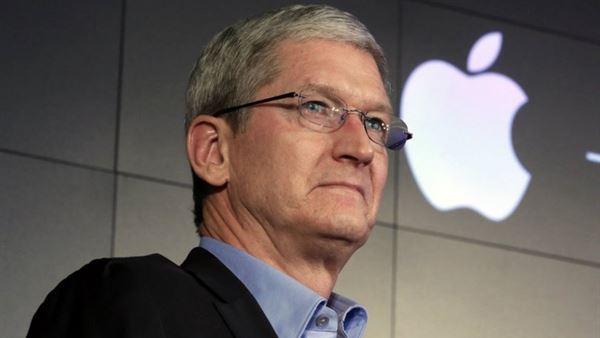 Apple CEO’su Tim Cook, teknoloji endüstrisinin düzenlenmesi için çağrıda bulundu