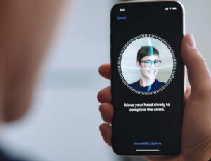 Apple’in güvenli FaceID’si ‘uyuyarak’ kırıldı!