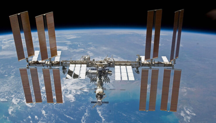 Axiom ile SpaceX 2021’de uzay turizmini başlatıyor!