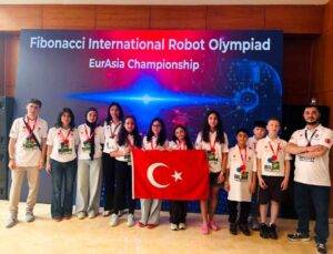 Bilim Yunusemre’den 3 büyük başarı