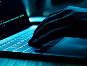 İş teklifi almayı uman genç, Apple’ı hackledi!