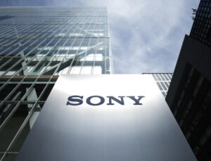 Japon hükümeti Sony’ye 380 milyon dolar mali destek sağladı