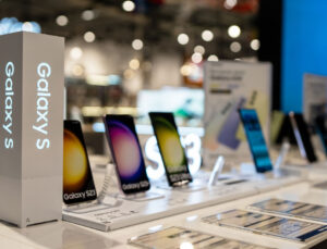 Samsung’un İlk Adımları: SH-100’den Galaxy’ye Uzanan Yolun Doğuşu