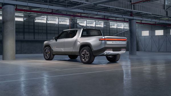Tesla’nın yeni rakibi Rivian, 2025 yılına kadar altı elektrikli araç çıkaracak