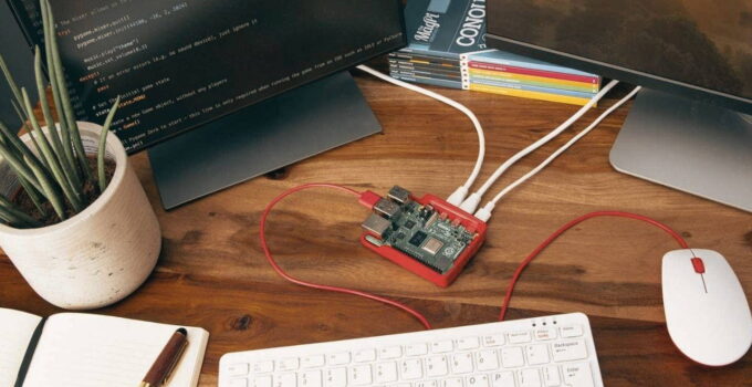 Yapay zeka, daha düşük maliyetli küçük bilgisayar satışlarını nasıl artırdı?