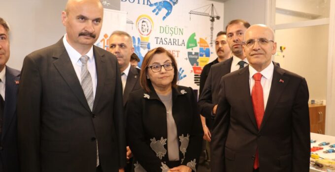 Bakan Şimşek: Teknoloji bizim için kritik bir alan