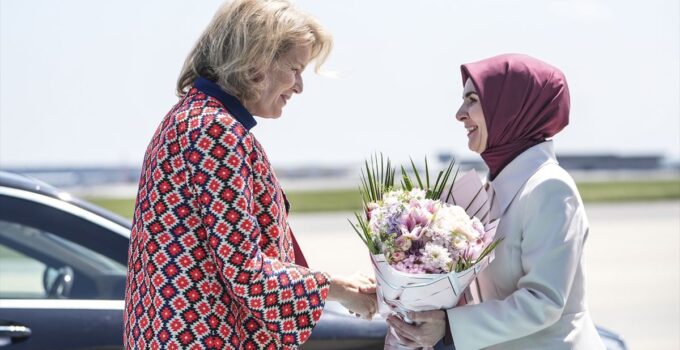 Belçika Kraliçesi Mathilde başkanlığındaki heyet İstanbul’a geldi