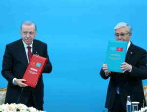 Erdoğan’dan Astana’da 13 anlaşma