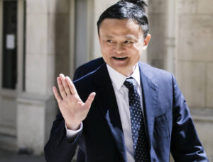 Jack Ma, Çinli fintech devi Ant Group’un kontrolünü devrediyor