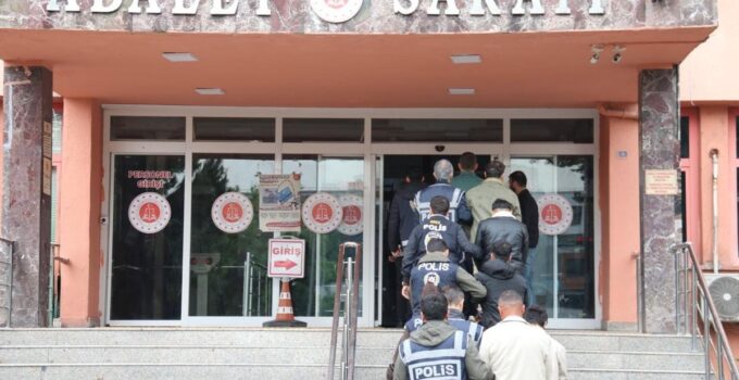 Karabük merkezli 8 ilde siber dolandırıcılık operasyonu: 18 tutuklu