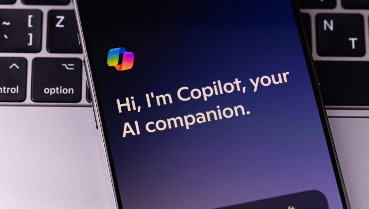 Microsoft Copilot’ın İş Dünyasında Dönüştürücü Rolü: Yetkin Bir Dijital Asistanın Yükselişi