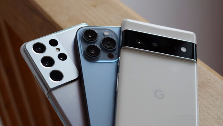 Samsung Android 13 güncellemesini servis etmeye devam ediyor