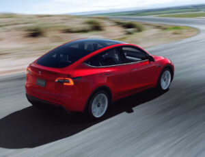 Tesla aracı saniyeler içinde hacklendi