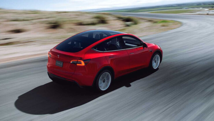 Tesla aracı saniyeler içinde hacklendi