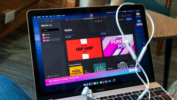 Tim Cook Apple Music için önemli bir karar aşamasında