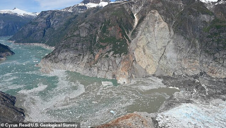 Tracy Arm Fiyordunda Yaşanan Acı S rarely: Denizin ve Buzulların İnceltilen Dengesi