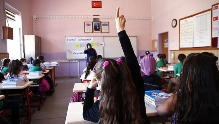 Yaz tatili 5 haftaya iniyor! Öğrenciler hayli üzülecek!